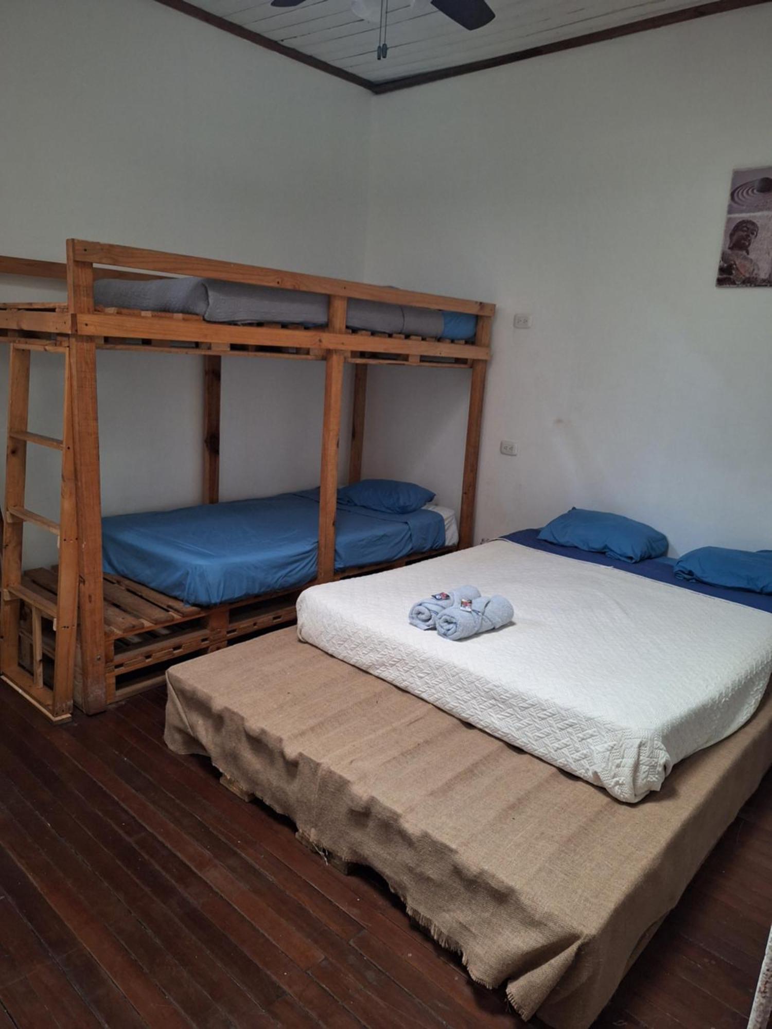 Hotel Cortez Azul 알라후엘라 외부 사진