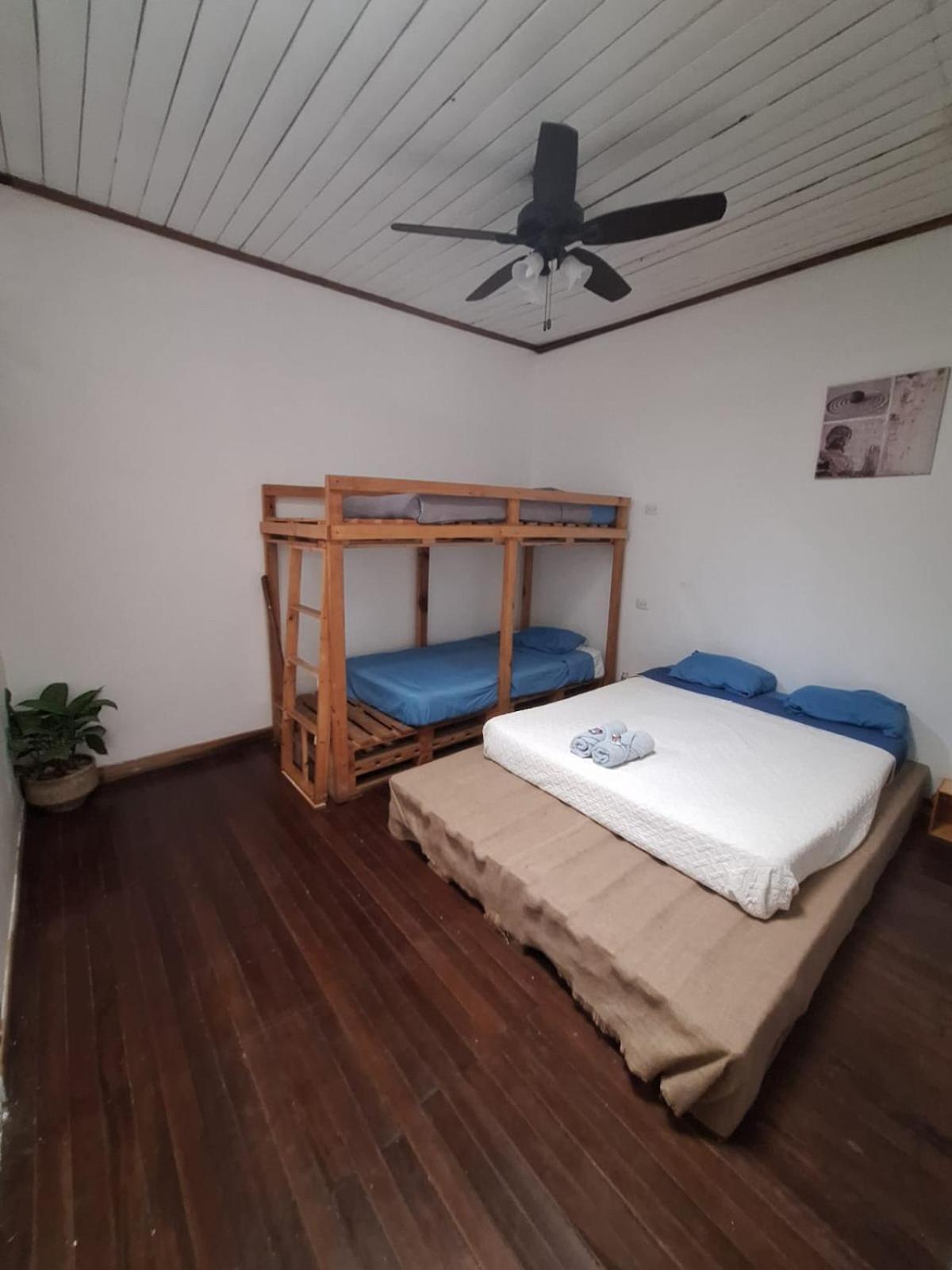 Hotel Cortez Azul 알라후엘라 외부 사진