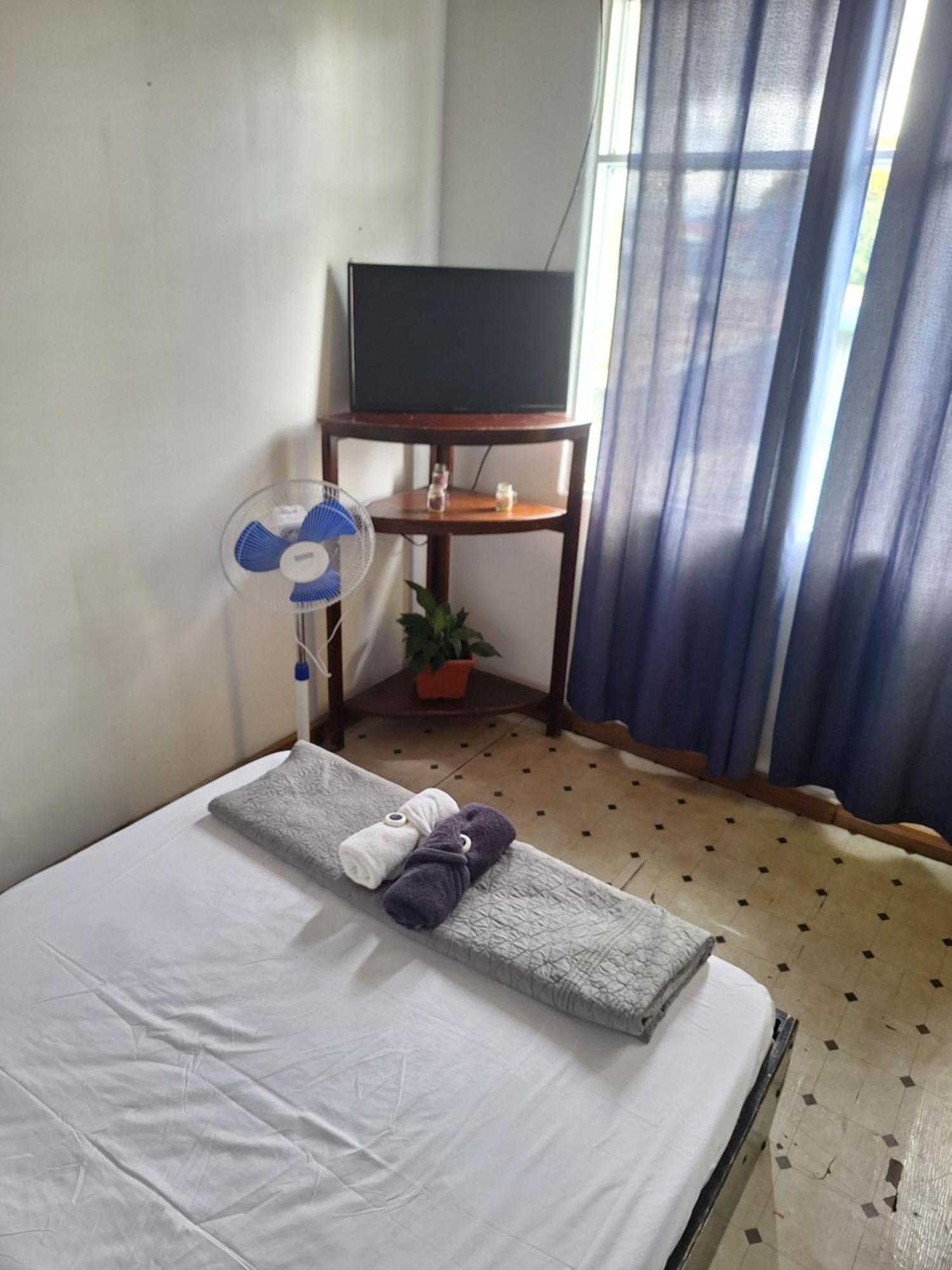 Hotel Cortez Azul 알라후엘라 외부 사진