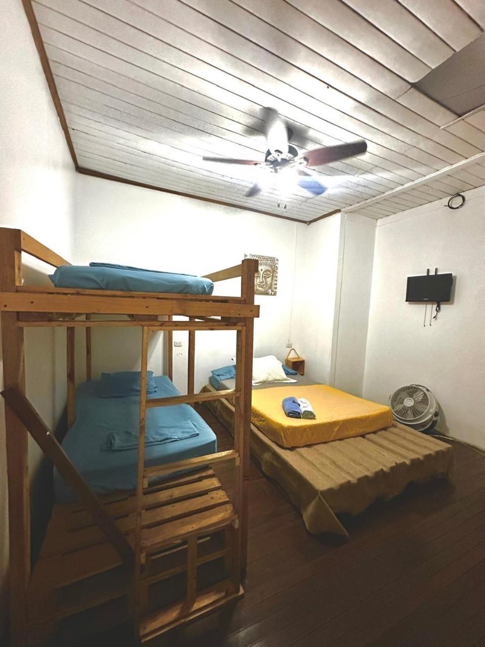 Hotel Cortez Azul 알라후엘라 외부 사진